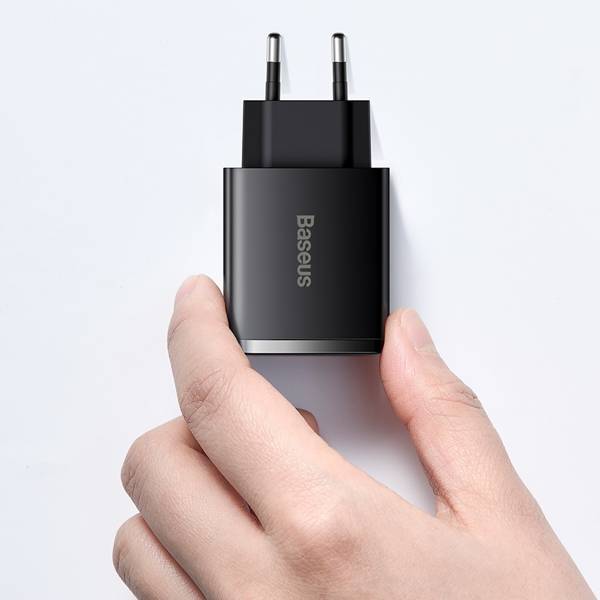 Baseus Compact 2U+C | Vegglader USB-C, 2x USB-A 30W PD QC3.0